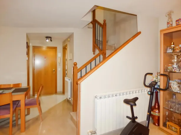 TRIPLEX EN VENTA EN CALELLA.