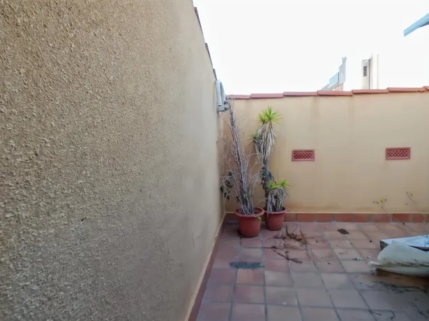 TRIPLEX EN VENTA EN CALELLA.