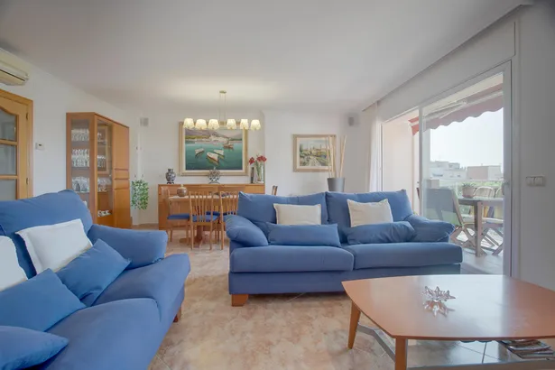 Espectacular casa semi-nova a Les Creus!!!