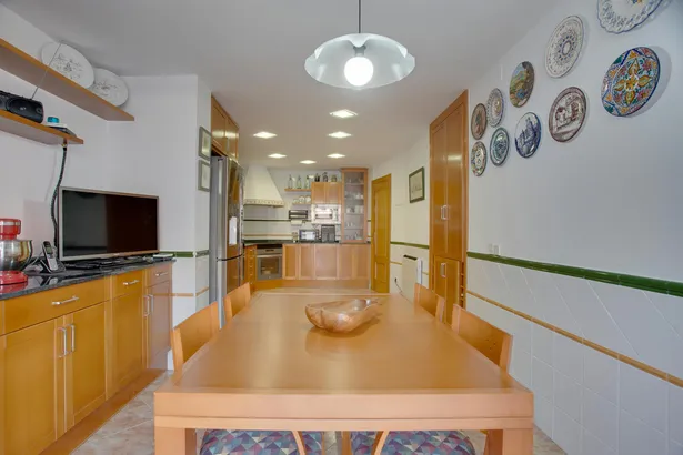 Espectacular casa semi-nova a Les Creus!!!
