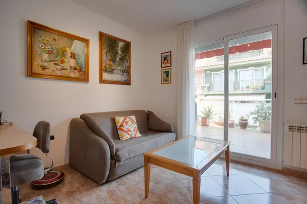 Espectacular casa semi-nova a Les Creus!!!