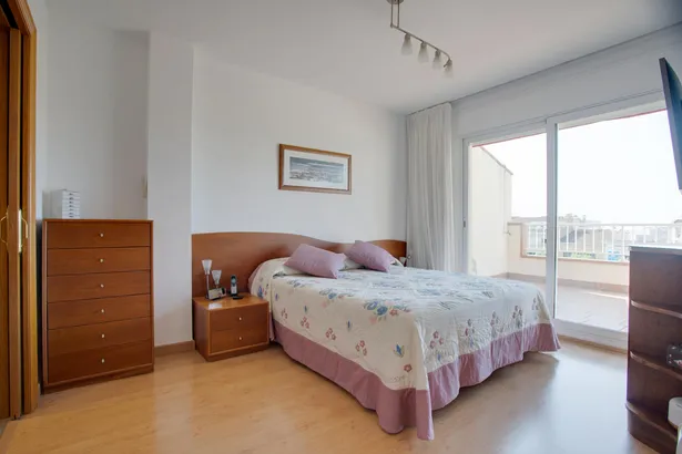 Espectacular casa semi-nova a Les Creus!!!