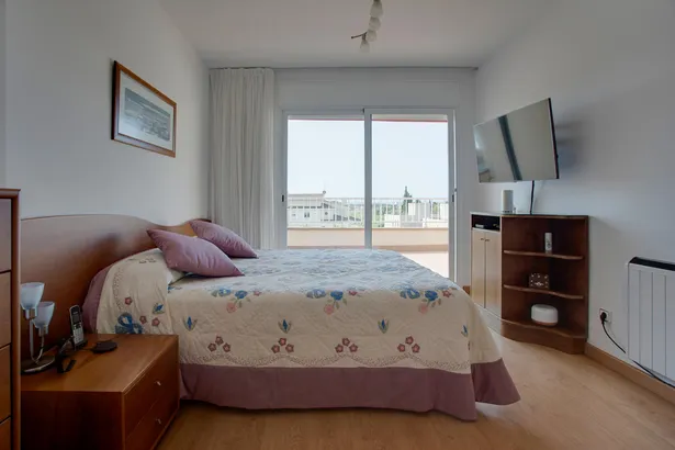 Espectacular casa semi-nova a Les Creus!!!