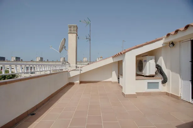 Espectacular casa semi-nova a Les Creus!!!