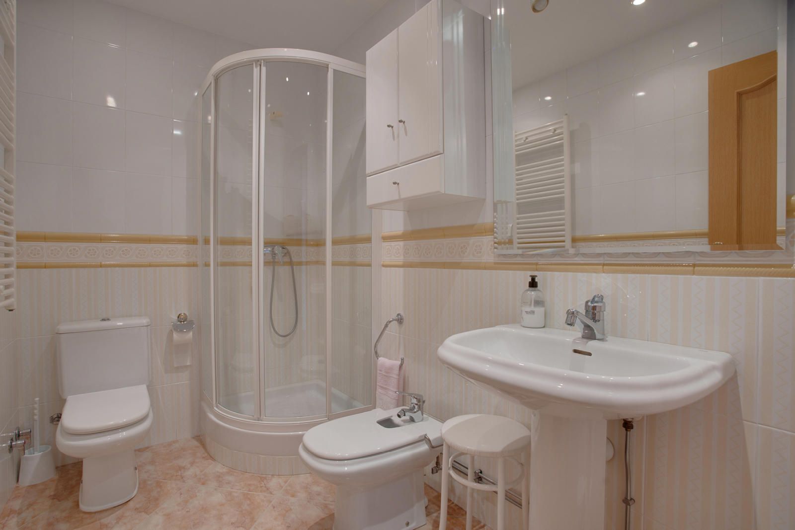 Espectacular casa semi-nova a Les Creus!!!