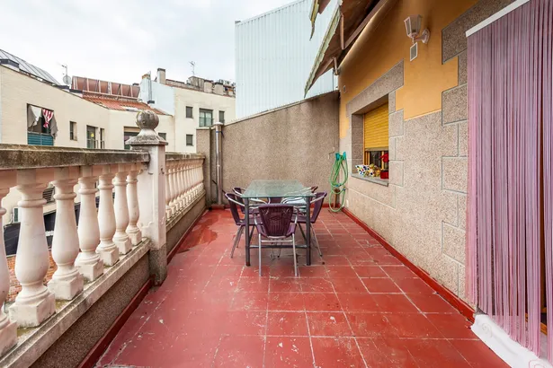 PRECIOSA CASA EN EL CENTRO DE TORDERA !!