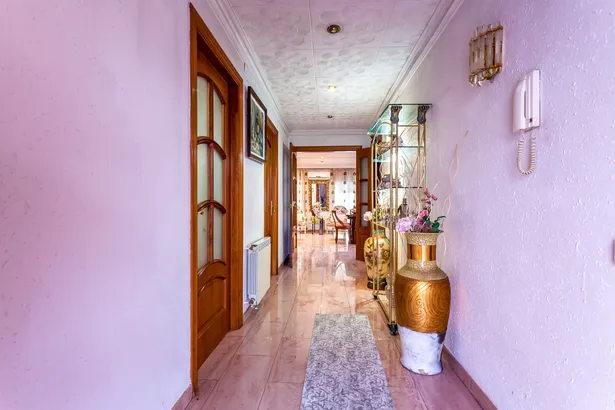 PRECIOSA CASA EN EL CENTRO DE TORDERA !!