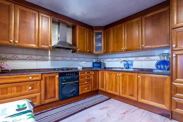 PRECIOSA CASA EN EL CENTRO DE TORDERA !!