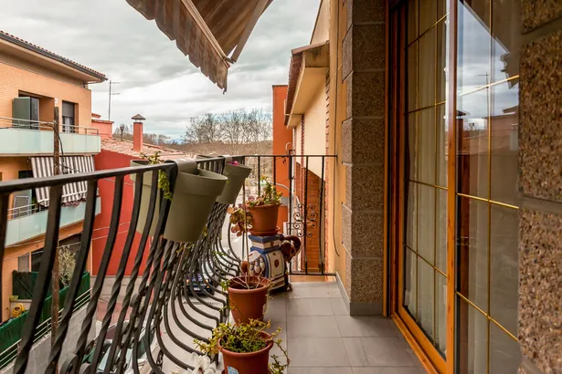 PRECIOSA CASA EN EL CENTRO DE TORDERA !!