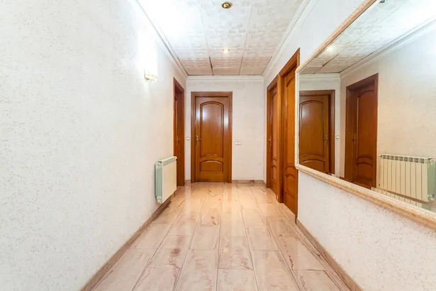 PRECIOSA CASA EN EL CENTRO DE TORDERA !!