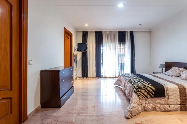 PRECIOSA CASA EN EL CENTRO DE TORDERA !!