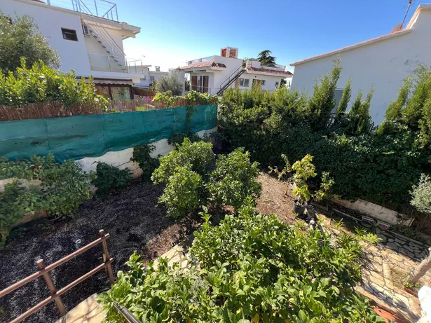 Casa a 4 vientos en la Urb. Les Carolines