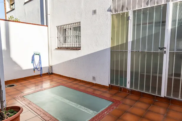 Casa Adosada en Premià de Dalt !!