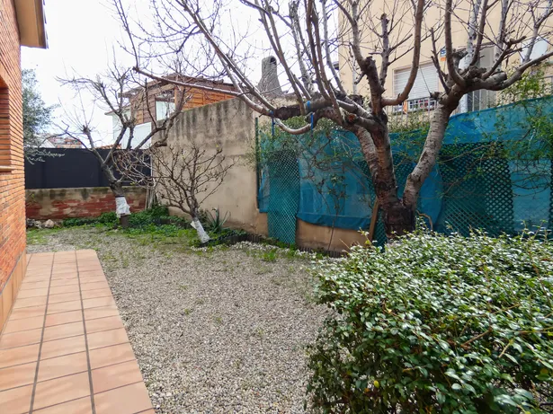 Exclusivo chalet en Premià: lujo, comodidad y ubicación
