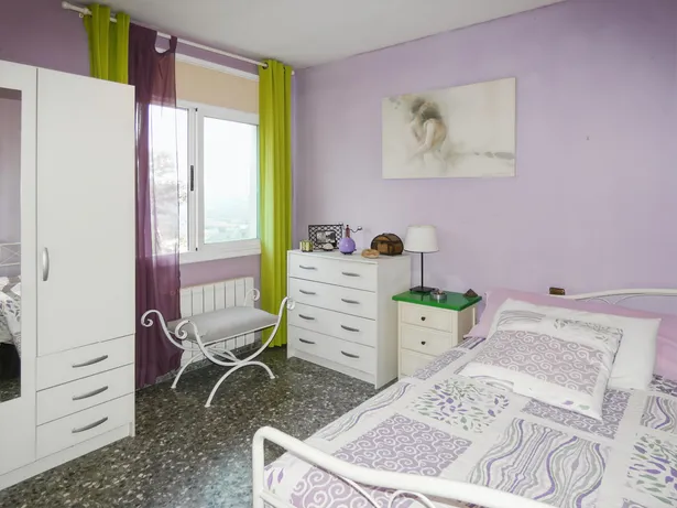 Casa perfecta para dos familias en Argentona. Con amplios espacios, terrazas y terreno para piscina.