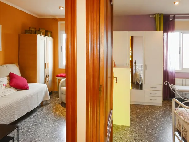 Casa perfecta para dos familias en Argentona. Con amplios espacios, terrazas y terreno para piscina.