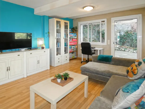 Casa perfecta para dos familias en Argentona. Con amplios espacios, terrazas y terreno para piscina.