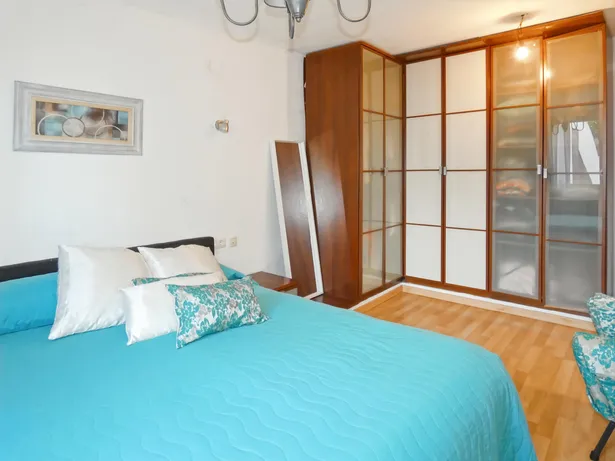 Casa perfecta para dos familias en Argentona. Con amplios espacios, terrazas y terreno para piscina.