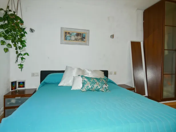 Casa perfecta para dos familias en Argentona. Con amplios espacios, terrazas y terreno para piscina.