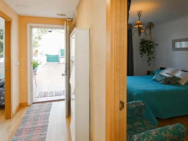 Casa perfecta para dos familias en Argentona. Con amplios espacios, terrazas y terreno para piscina.