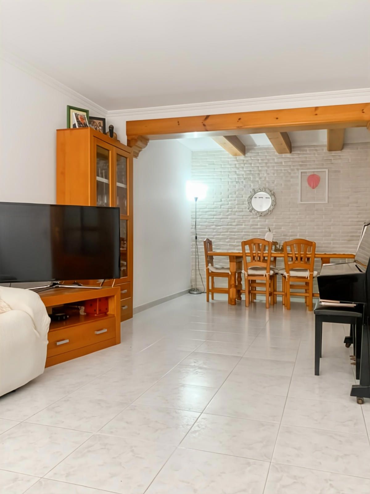 Casa amb piscina privada a Tordera centre