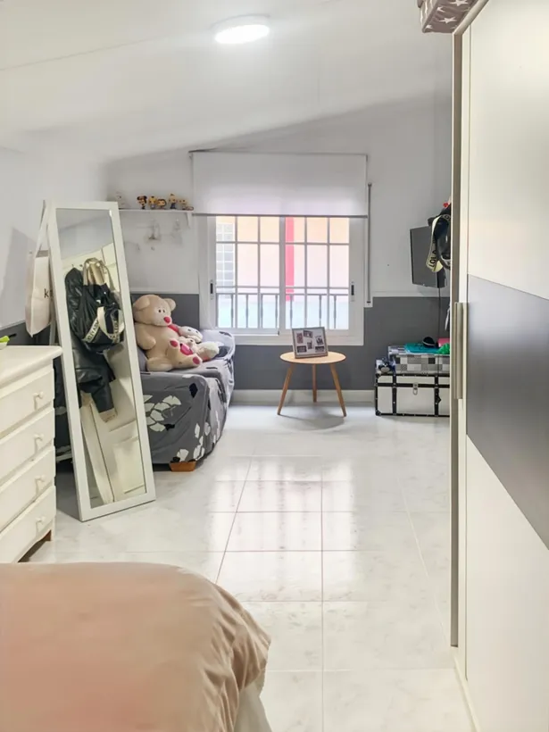Casa amb piscina privada a Tordera centre