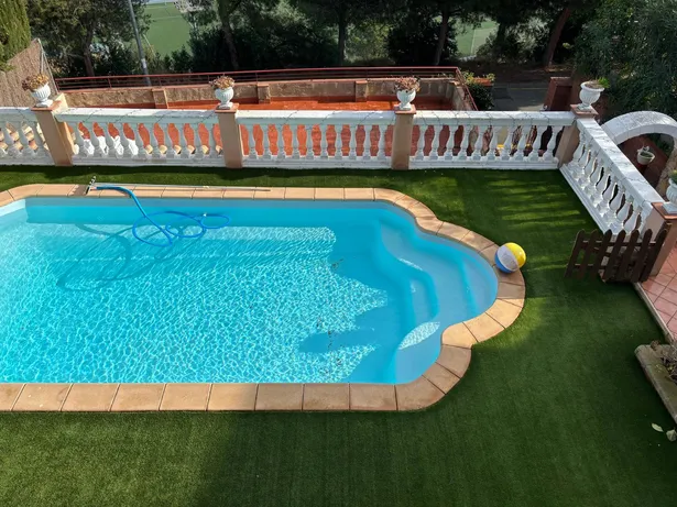 ¡VIVE EL SUEÑO EN LA MUNTANYETA, CALELLA! 🏡✨