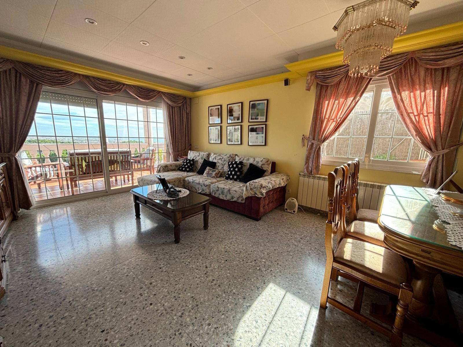 ¡VIVE EL SUEÑO EN LA MUNTANYETA, CALELLA! 🏡✨