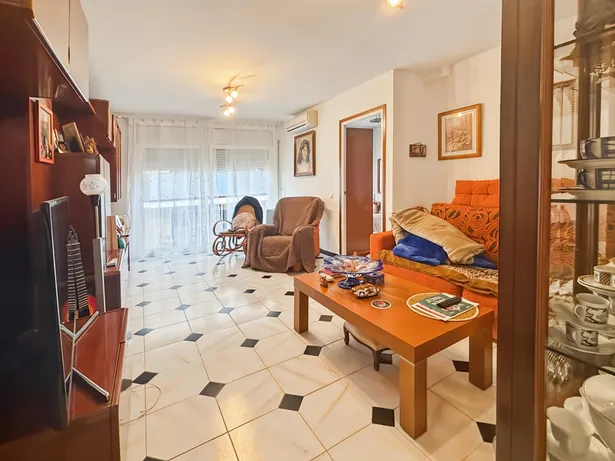 Beautiful duplex penthouse in the center of calella!