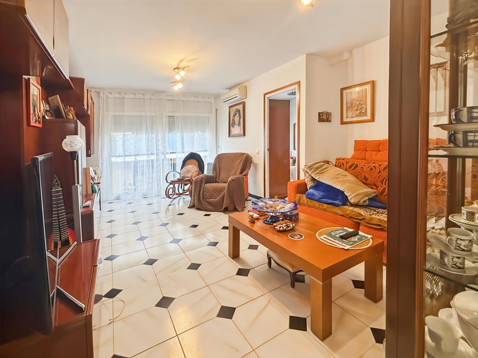 Beautiful duplex penthouse in the center of calella!