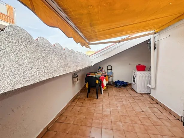 Beautiful duplex penthouse in the center of calella!