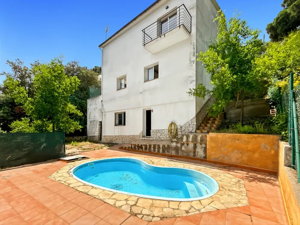 Casa a 4 vents a Sant Genís de Palafolls