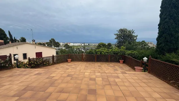 🏡 Exclusivo chalet independiente en Sant Pol de Mar, a solo 10 minutos de la playa 🌊
