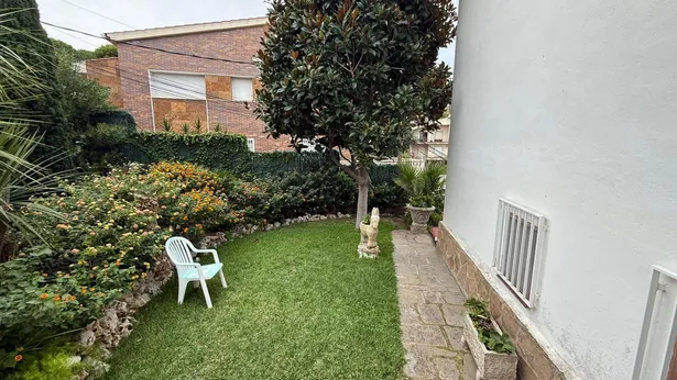 🏡 Exclusivo chalet independiente en Sant Pol de Mar, a solo 10 minutos de la playa 🌊