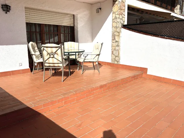 Casa adosada en venta en Arenys de Mar