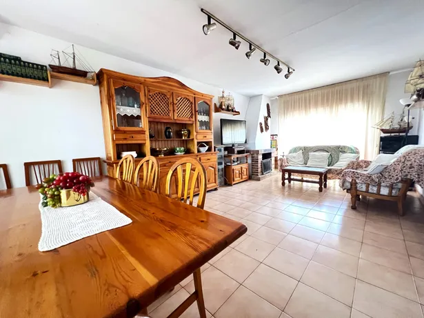 Casa adosada en venta en Arenys de Mar
