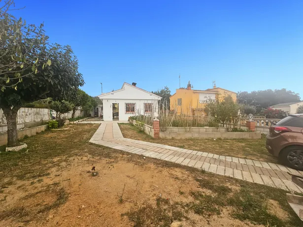 Casa a la Urbanització Font Montnegre, a Sant Iscle de Vallalta