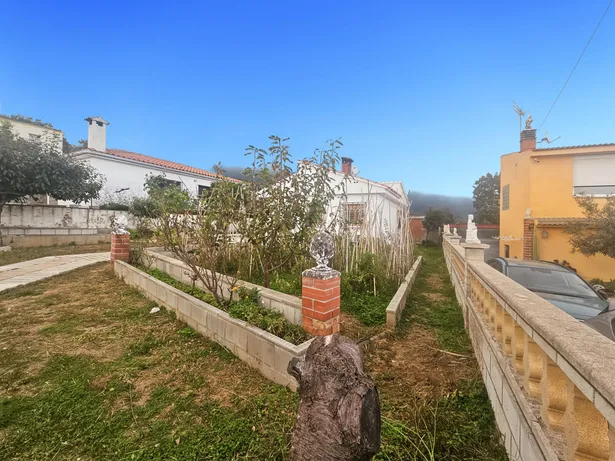 Casa a la Urbanització Font Montnegre, a Sant Iscle de Vallalta