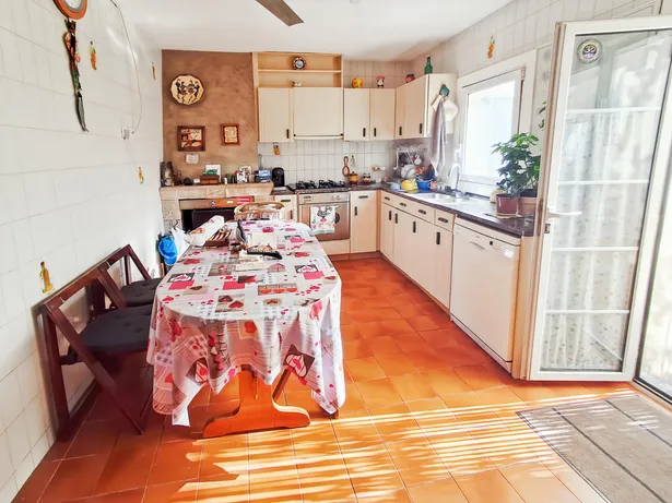 Casa a zona tranquil·la del Centre de Mataró, entre Rondes al costat de la Ronda Prim.