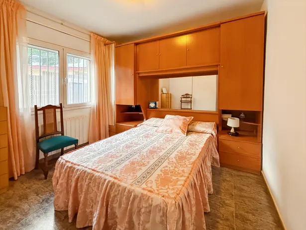 ¡Casa con piscina en Ágora Park, Tordera!