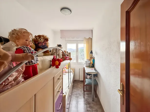¡Casa con piscina en Ágora Park, Tordera!