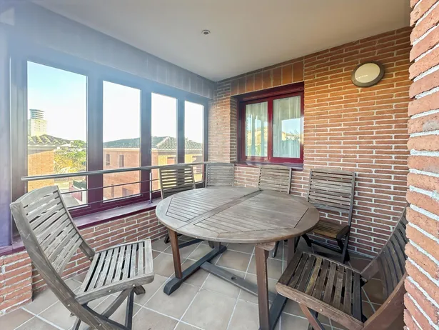 Casa con piscina y garaje en Can Prat – Lliçà de Vall