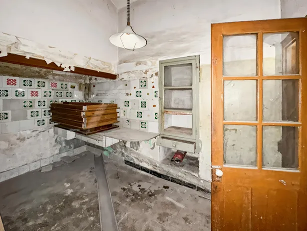 Vivienda a reformar con enorme potencial en zona prime, Argentona