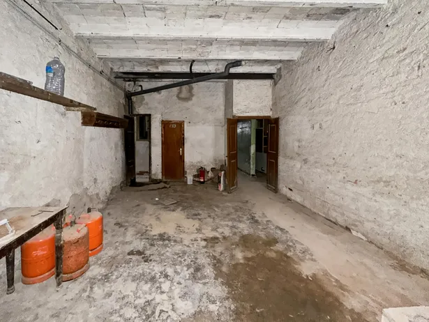 Vivienda a reformar con enorme potencial en zona prime, Argentona