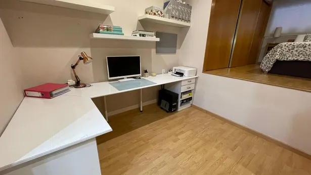 Magnífica planta baixa independent situada en la zona de Cerdanyola Sud.