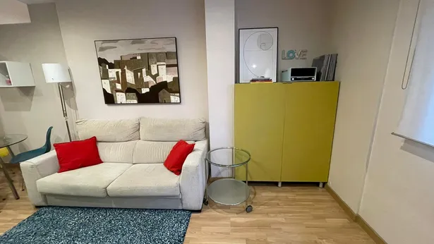 Magnífica planta baixa independent situada en la zona de Cerdanyola Sud.