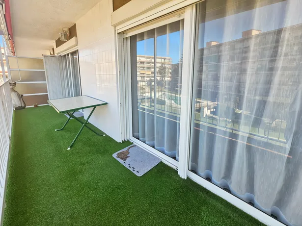 Piso de 4 habitaciones con piscina en Sant Andreu de Llavaneras