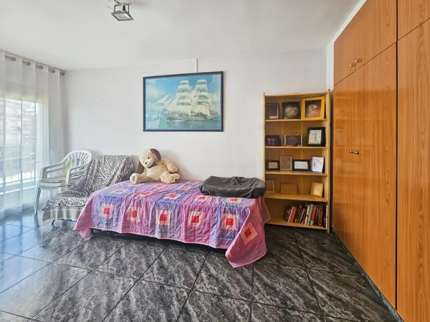 Piso de 4 habitaciones con piscina en Sant Andreu de Llavaneras