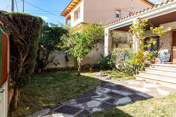 Chalet independiente en una sola planta en Premià de Mar