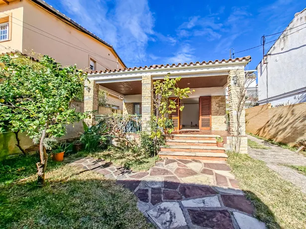 Chalet independiente en una sola planta en Premià de Mar